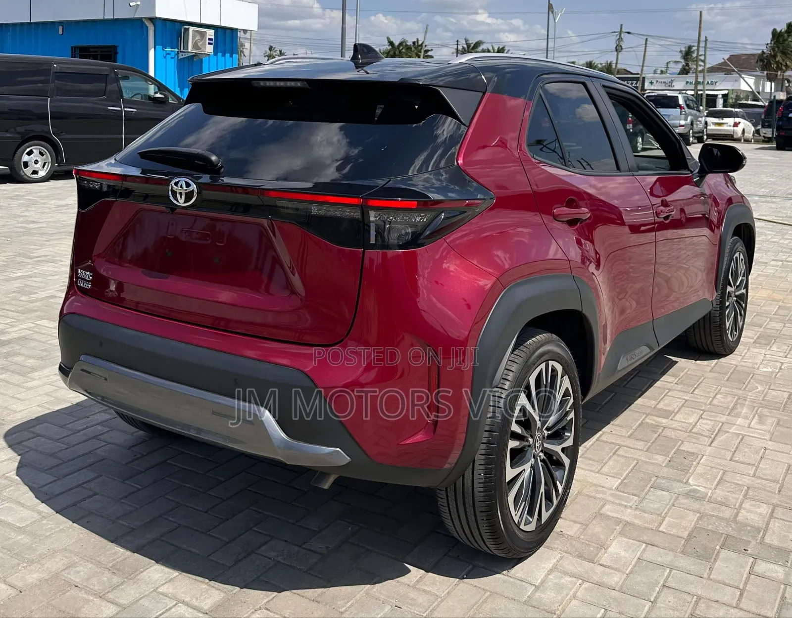 Toyota Yaris Cross 2023 Burgundy
