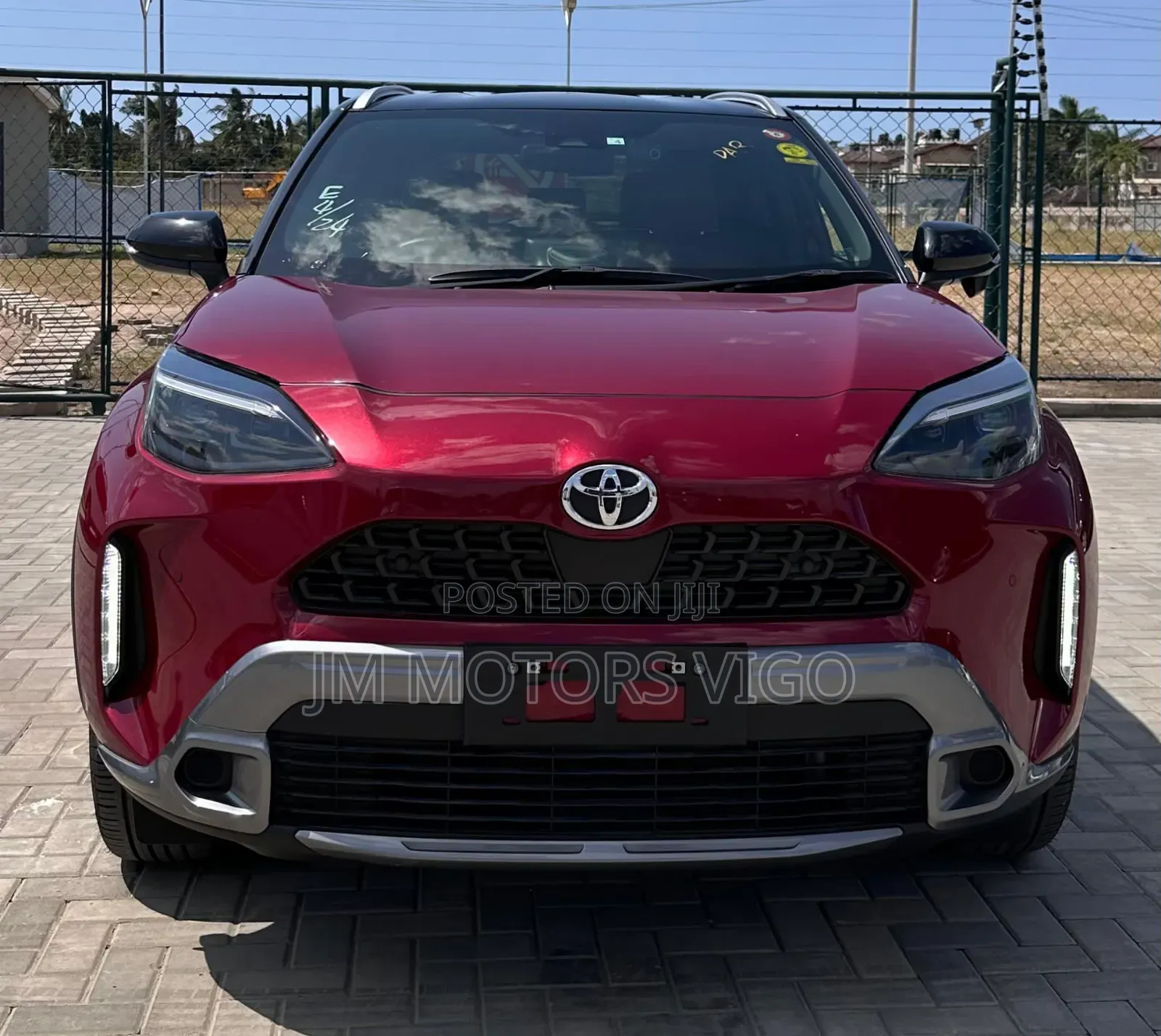 Toyota Yaris Cross 2023 Burgundy