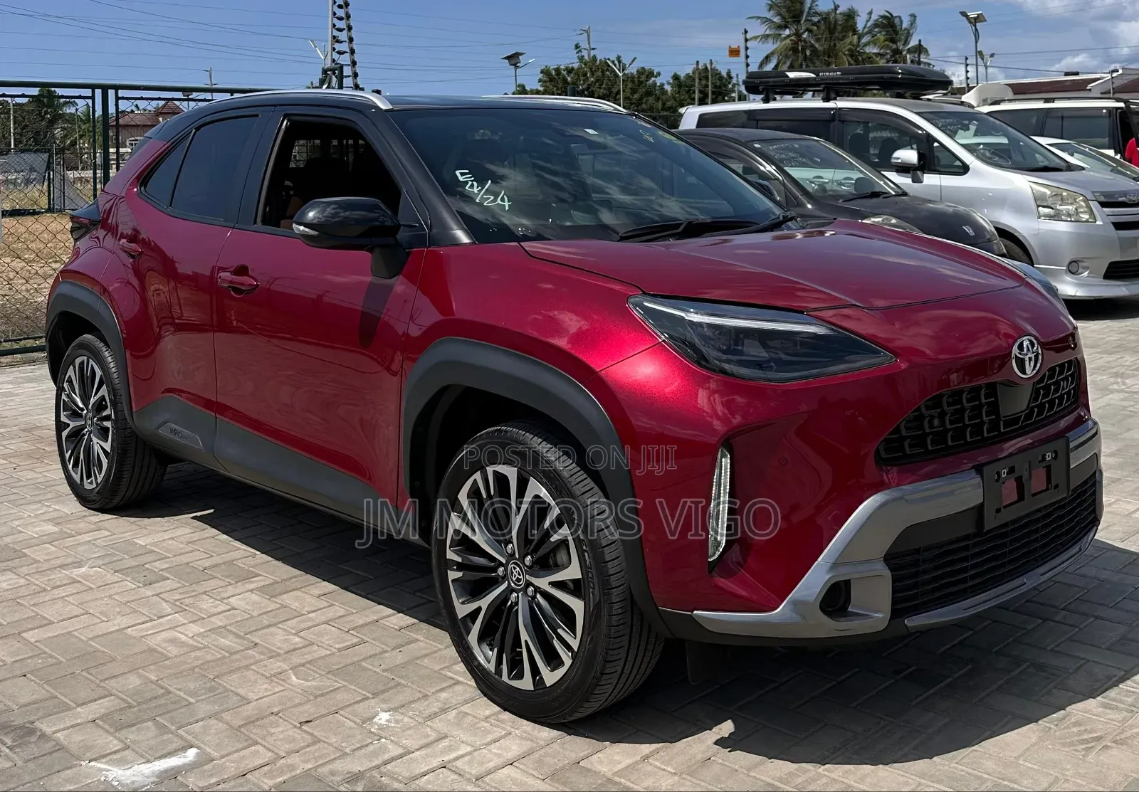 Toyota Yaris Cross 2023 Burgundy