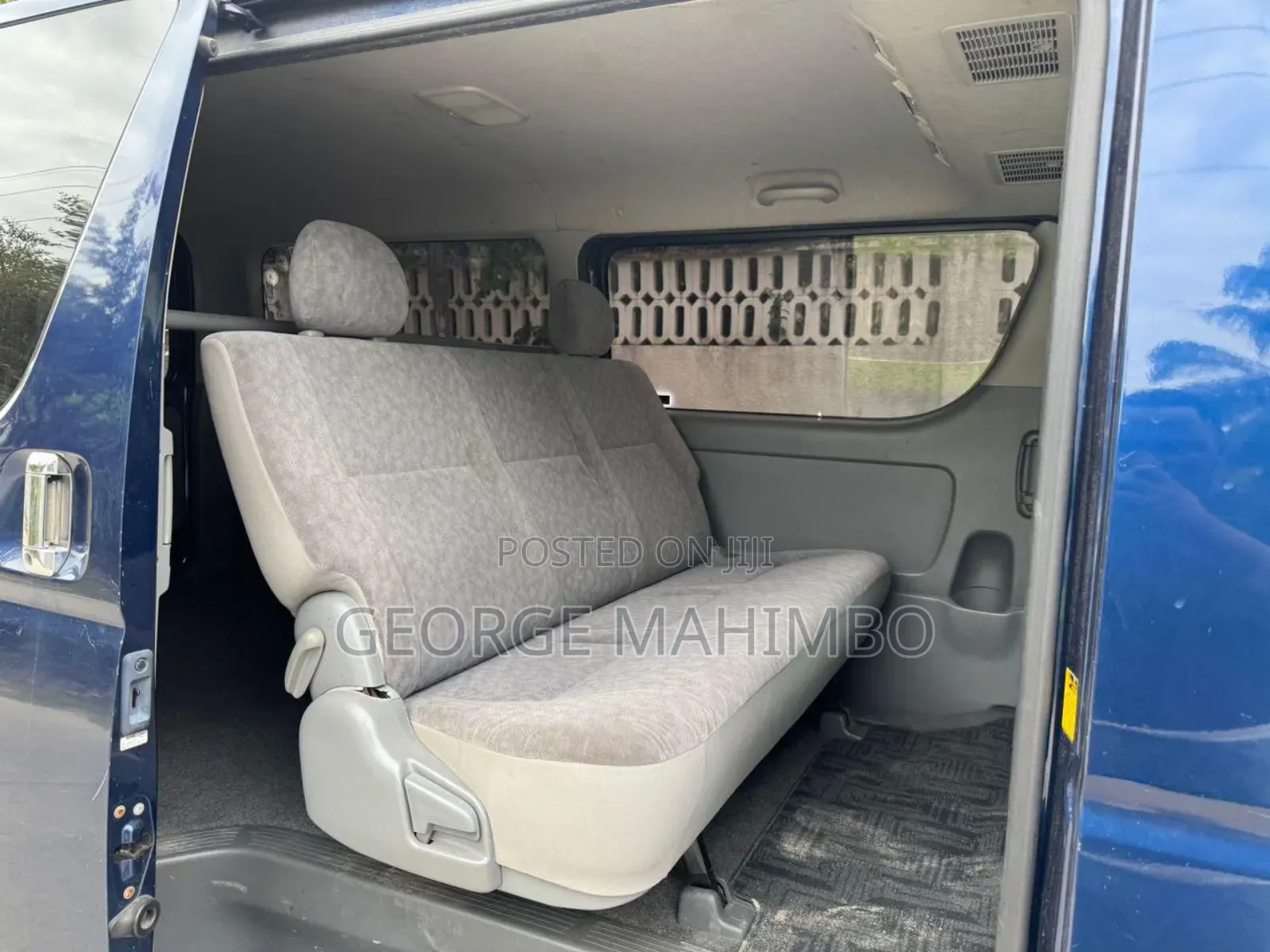 Toyota HiAce 220 2007 Blue