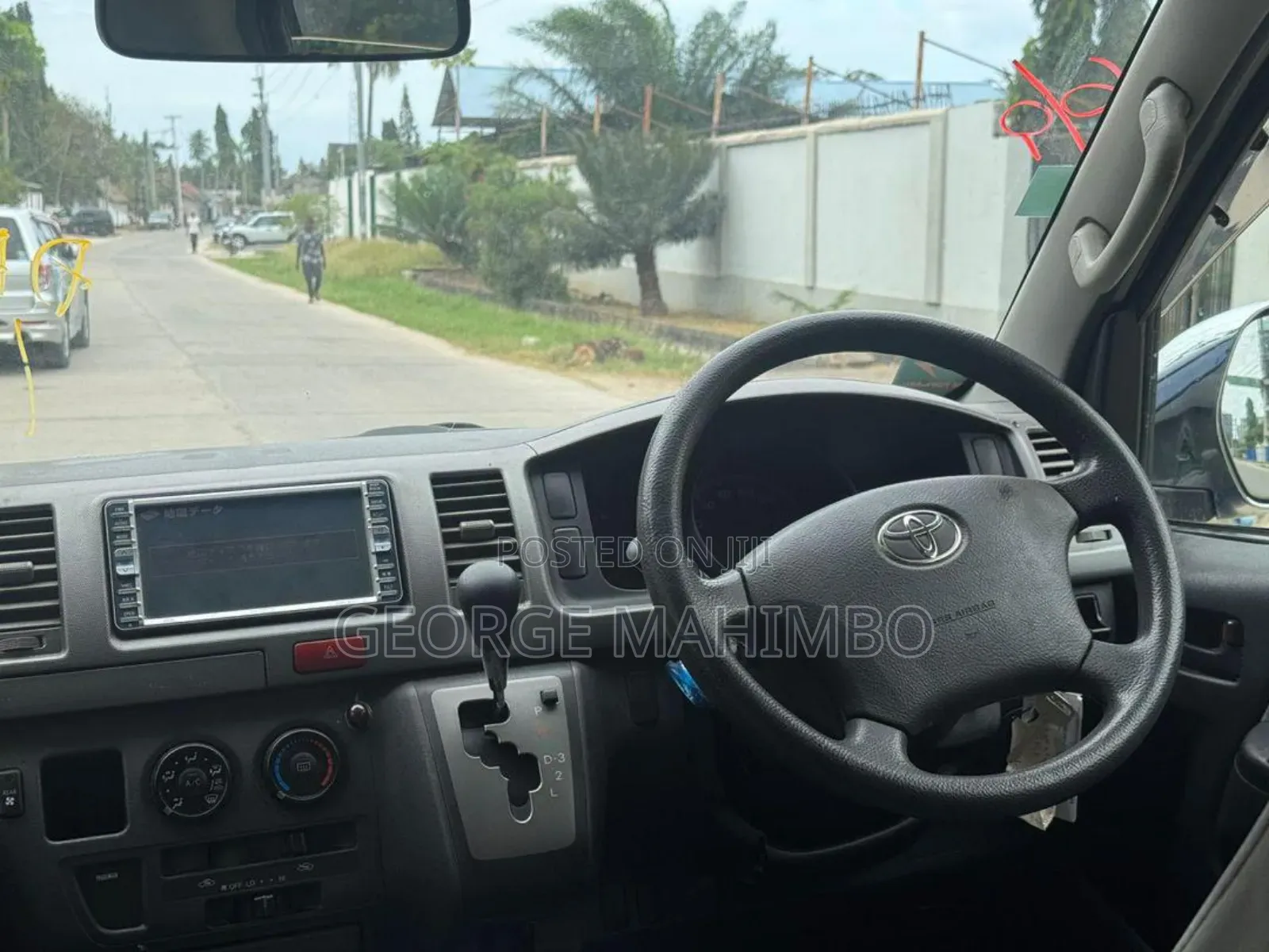 Toyota HiAce 220 2007 Blue