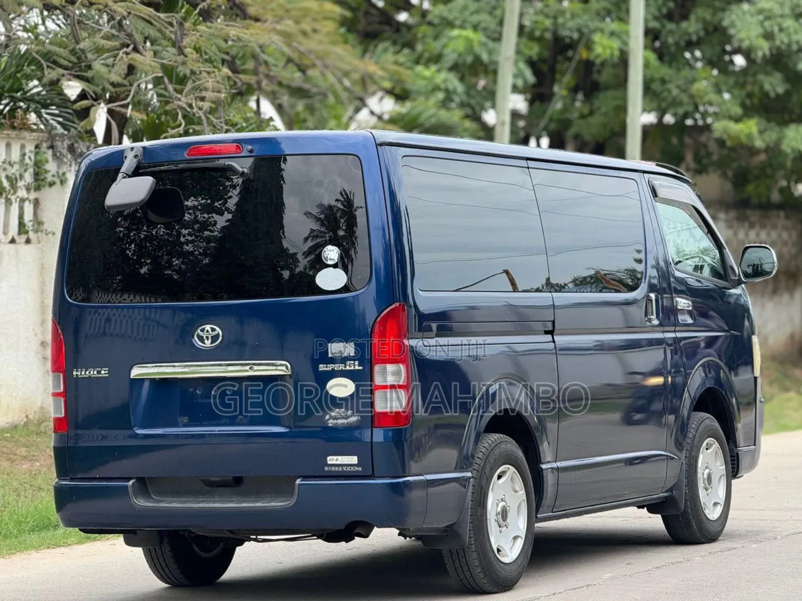 Toyota HiAce 220 2007 Blue
