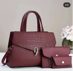 Hand Bags / Quality Material for Ladies 