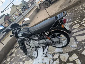 Bajaj Boxer 125 2024 Black