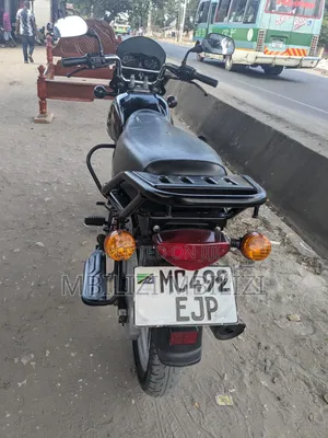 Bajaj Boxer 125 2024 Black