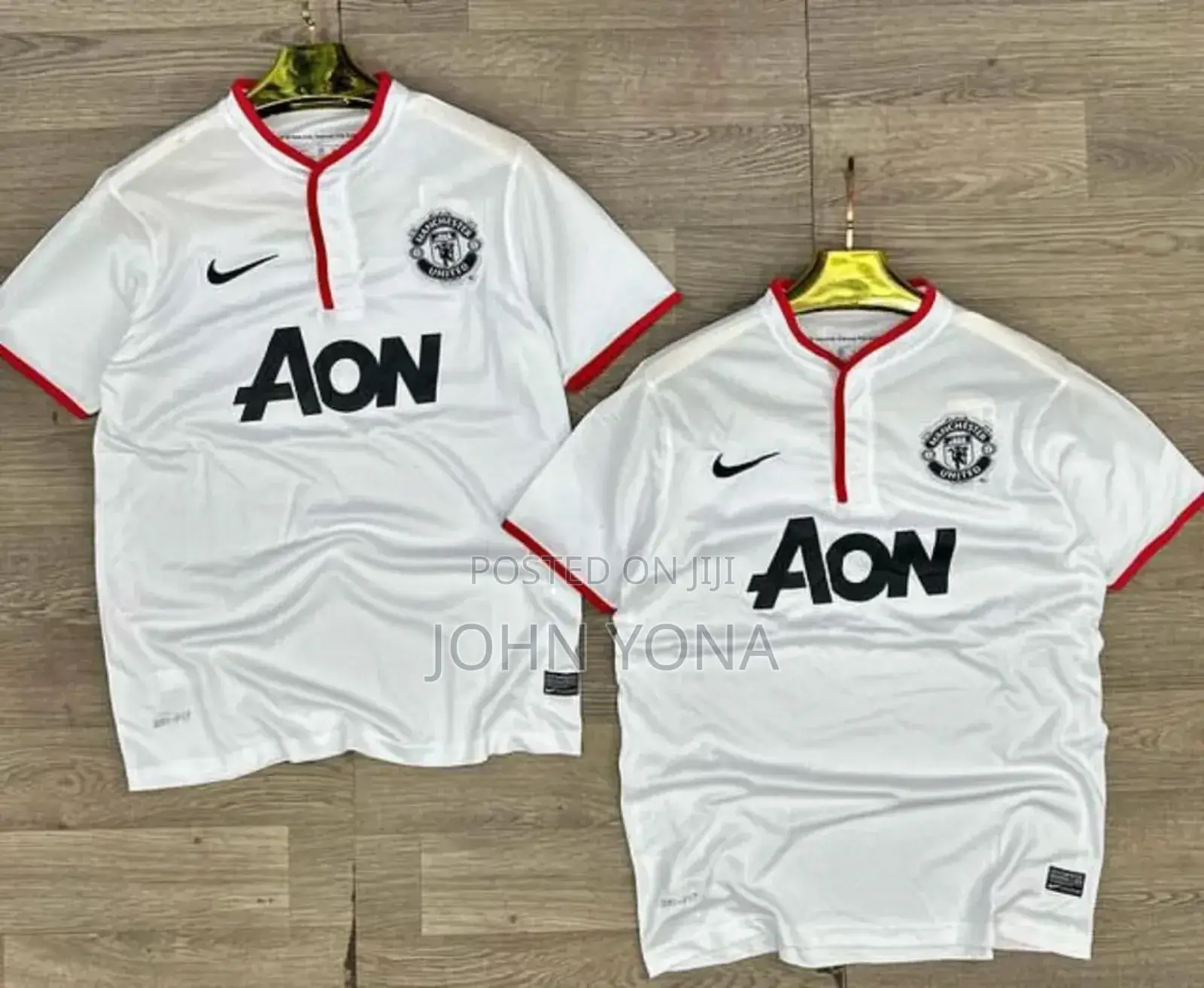 Manchester United Jersey Aon