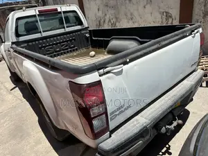 Isuzu D-MAX 2014 White