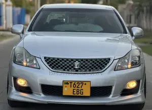 Toyota Crown 2008 Silver