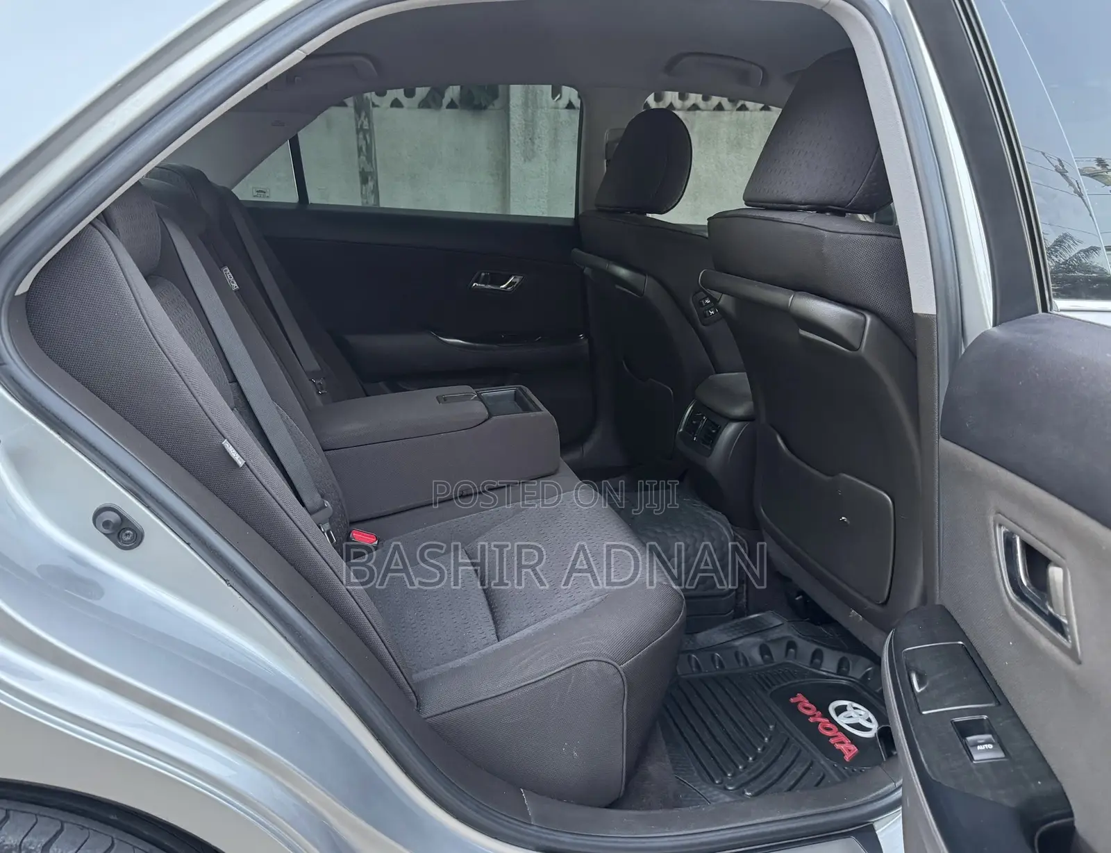 Toyota Crown 2008 Silver