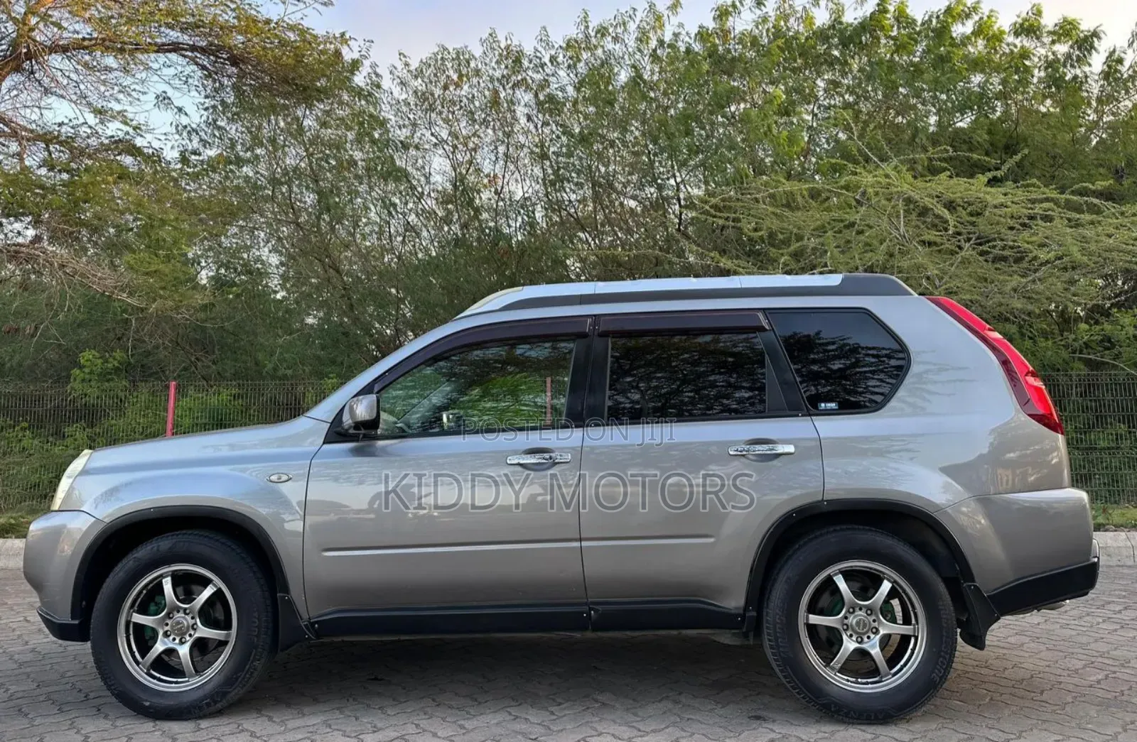 Nissan X-Trail 2008 Gray