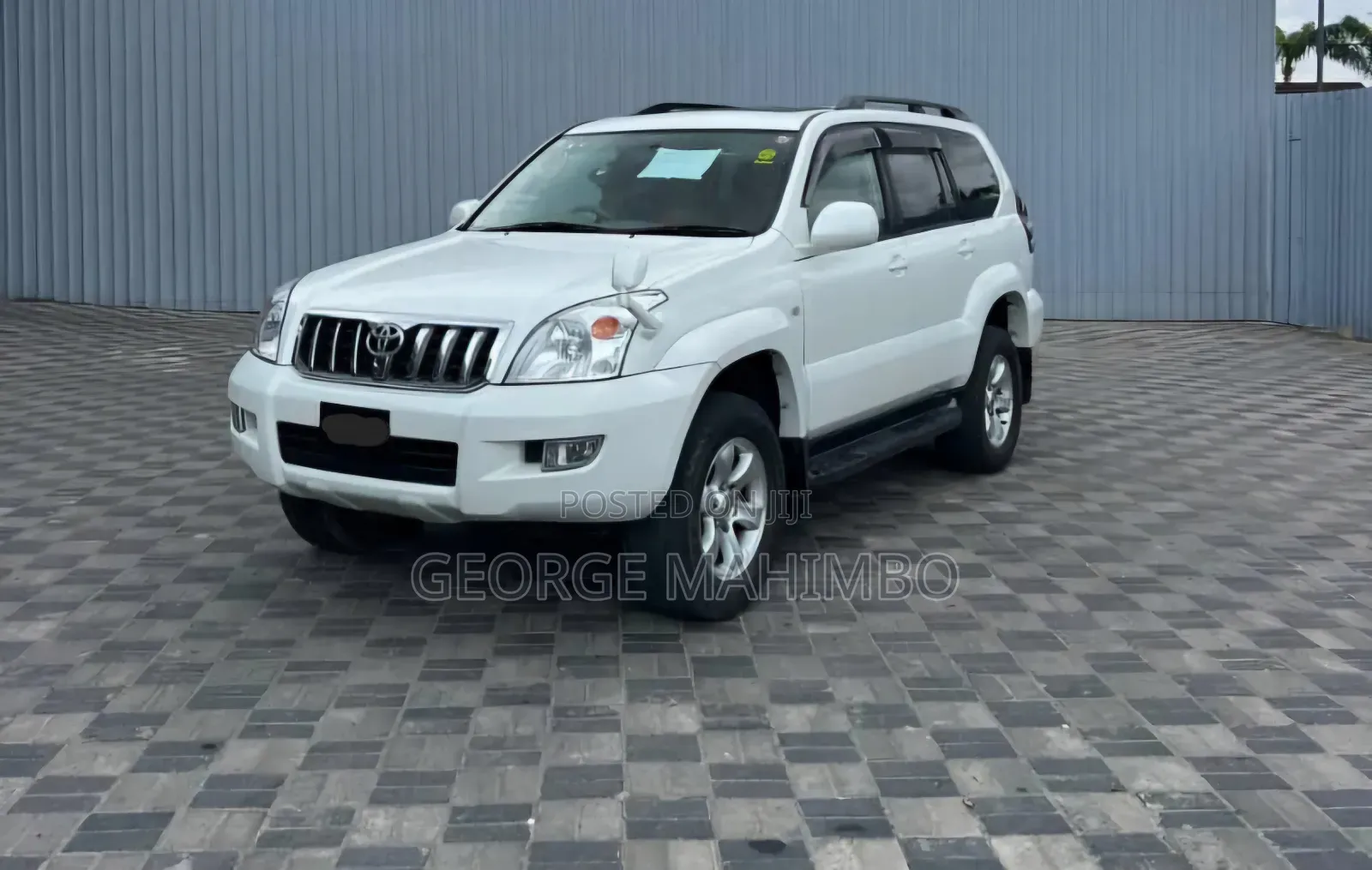 Toyota Land Cruiser Prado 2004 White