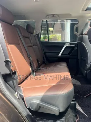 Toyota Land Cruiser Prado 2017 Black