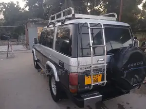Toyota Land Cruiser Prado 1991 Silver