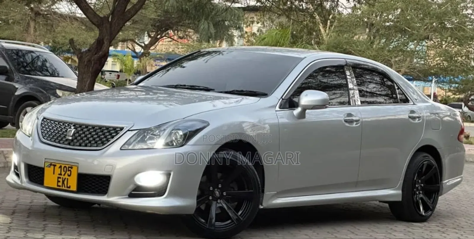Toyota Crown 2009 Silver