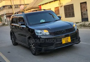 Toyota Corolla Rumion 2012 Black