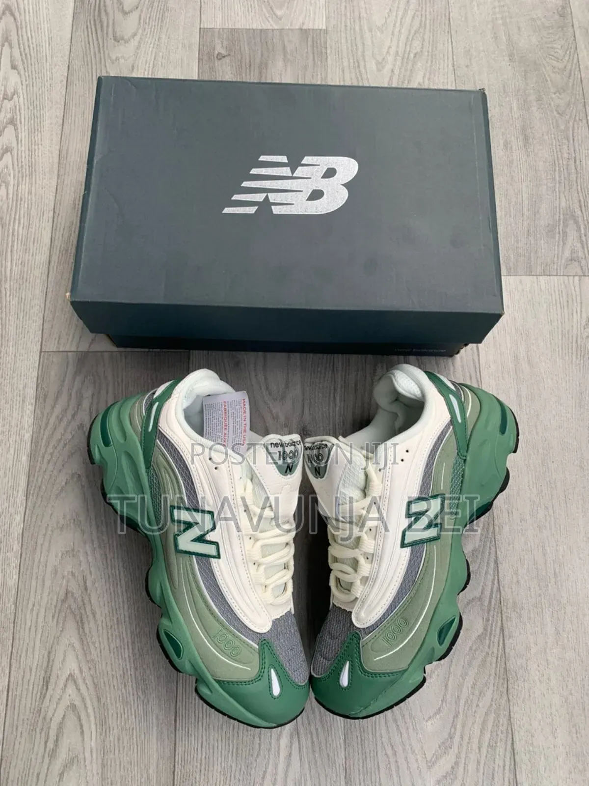 New Balance Sneaker