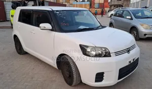 Toyota Corolla Rumion 2008 White