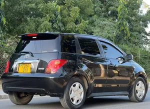 Toyota IST 2004 Black