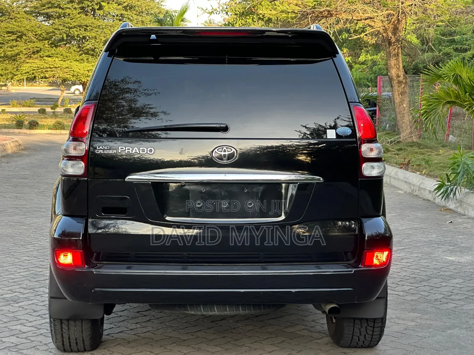 Toyota Land Cruiser Prado 2012 Black