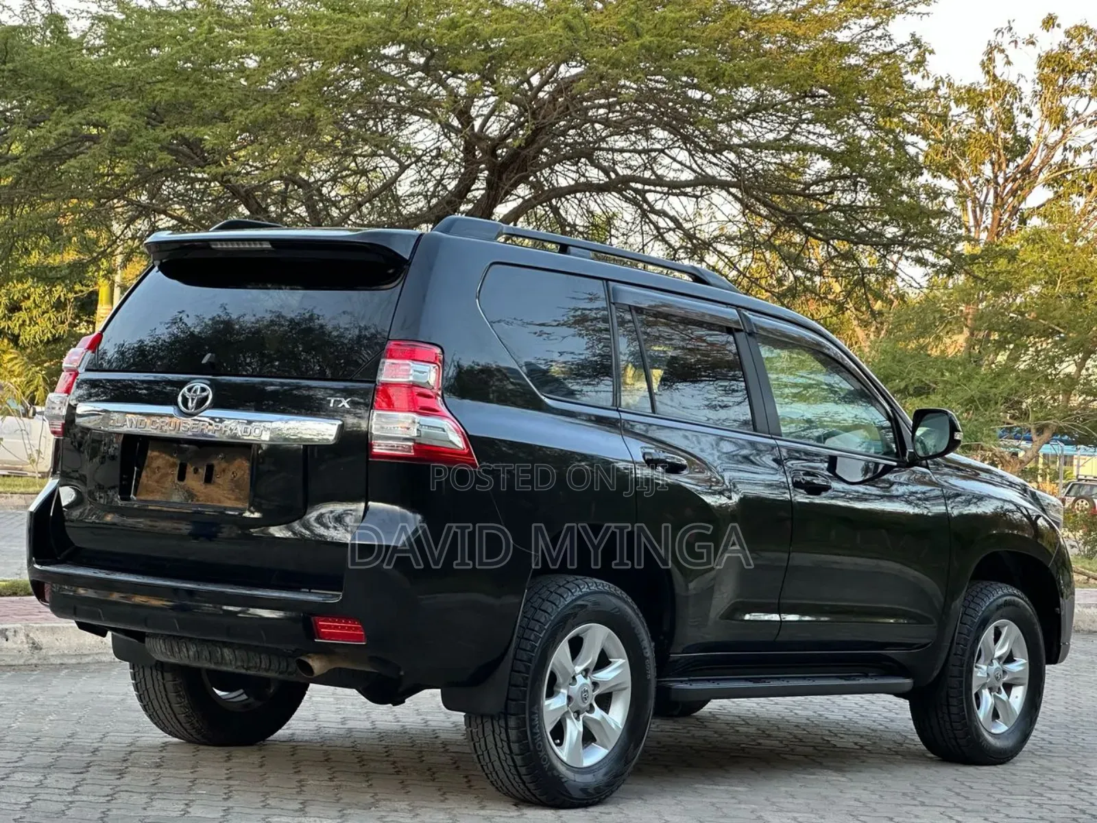 Toyota Land Cruiser Prado 2012 Black