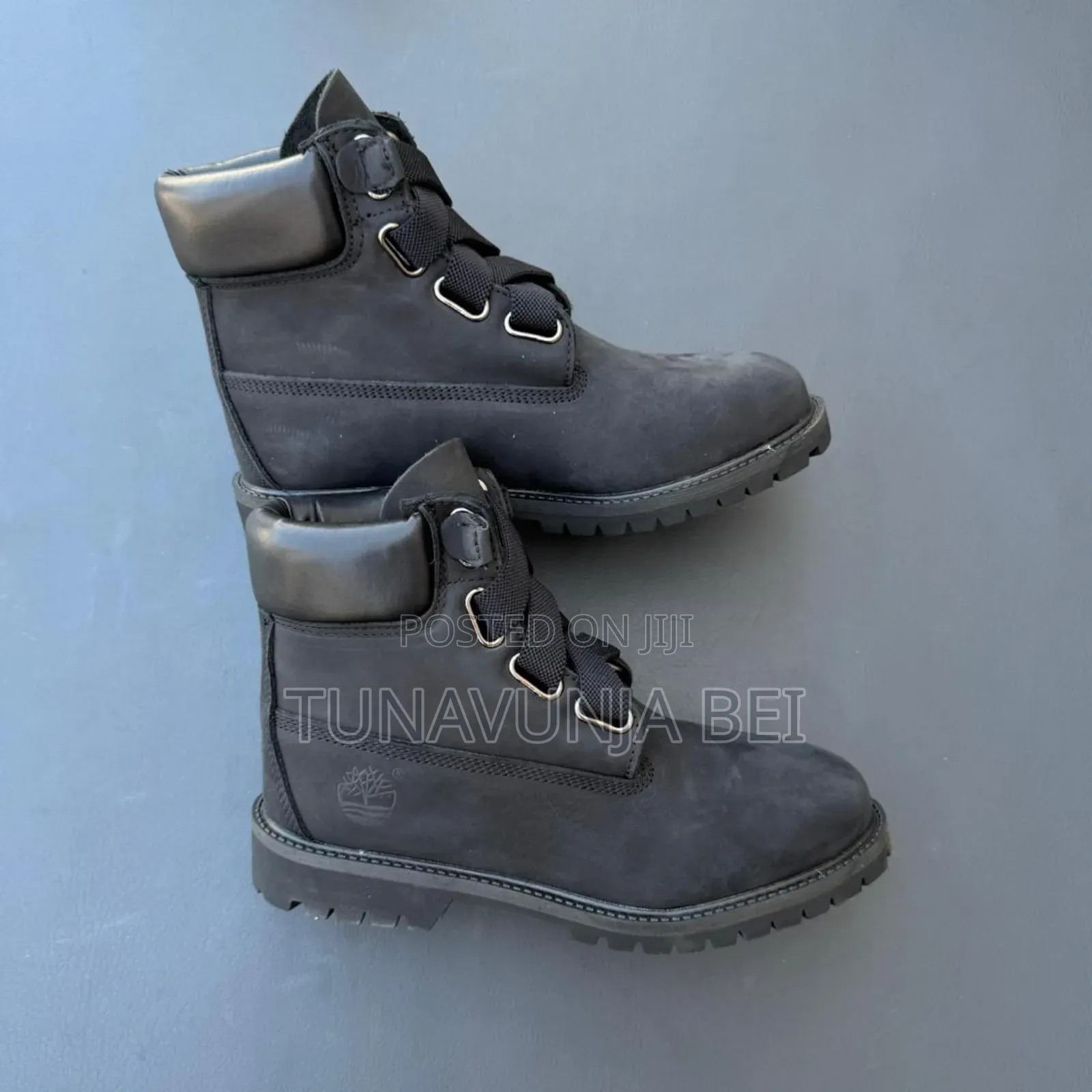 Leather Shoes / Timbaa Kamba Nene