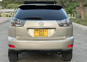 Toyota Harrier 2004 Silver