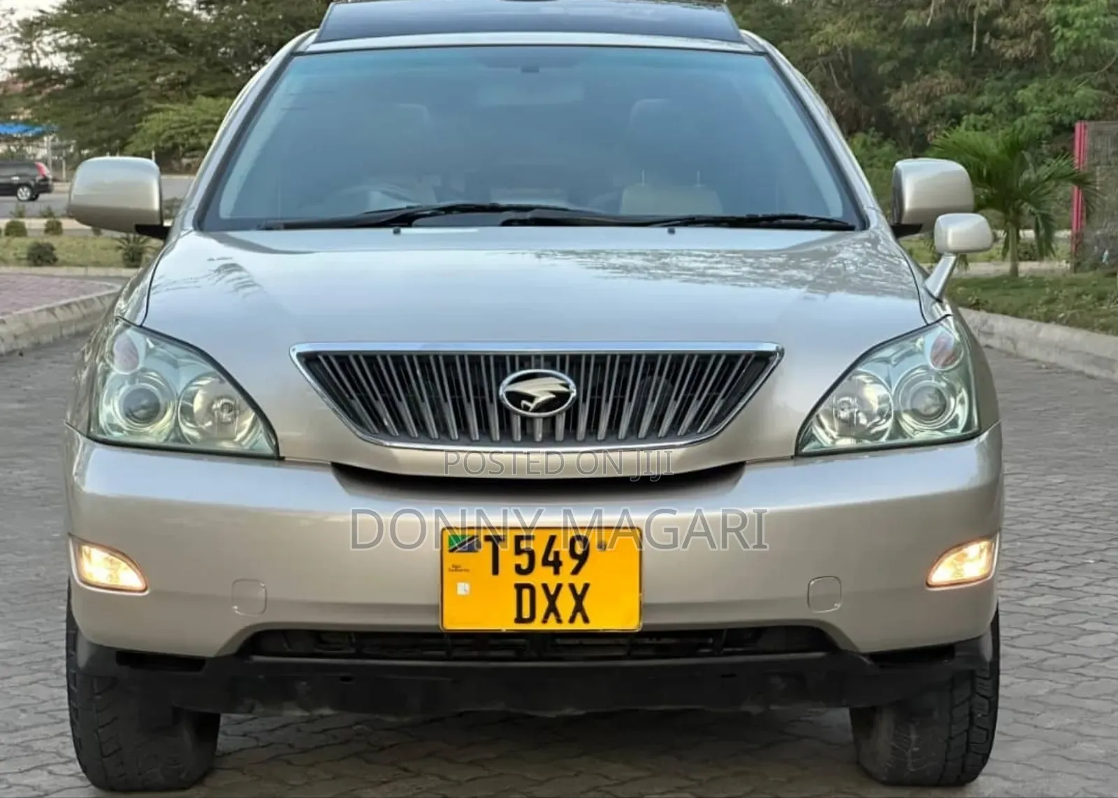Toyota Harrier 2004 Silver