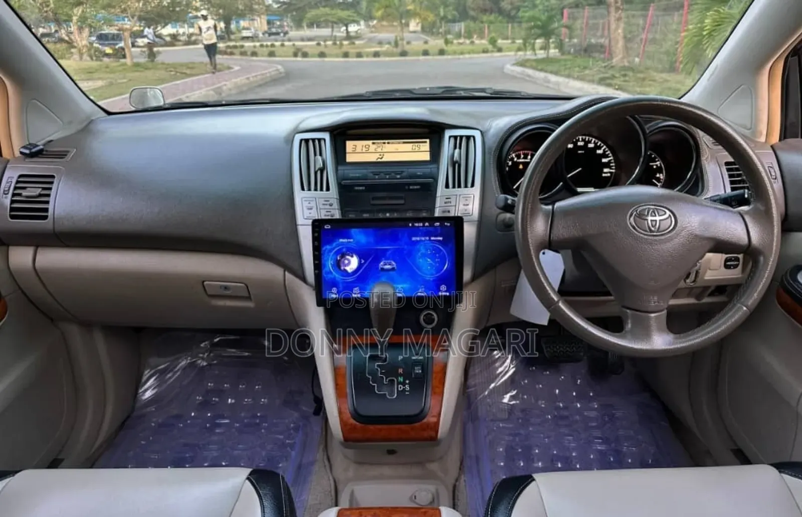 Toyota Harrier 2004 Silver