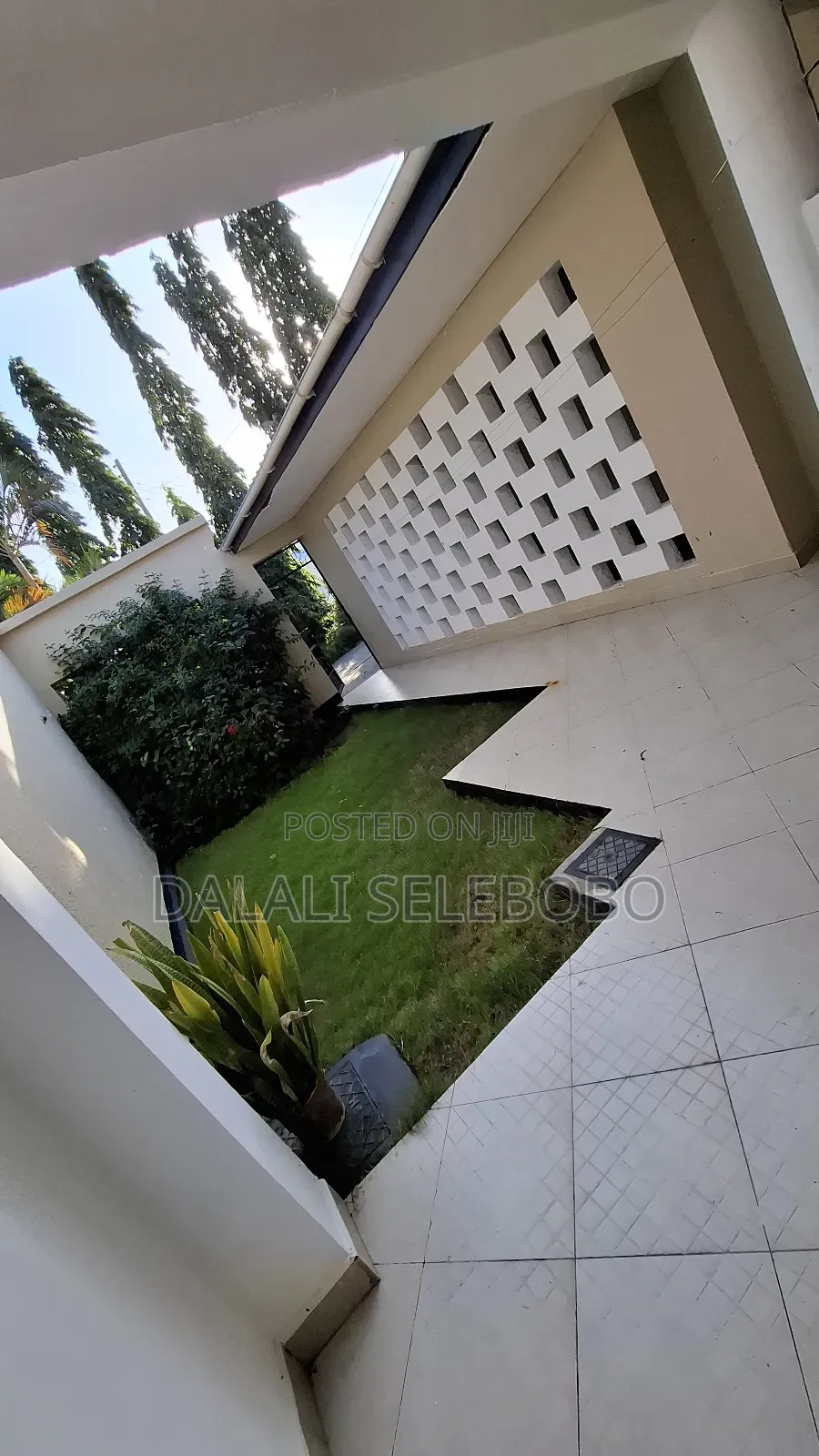 Furnished 3bdrm Apartment in Bahari Beach, Kinondoni for rent
