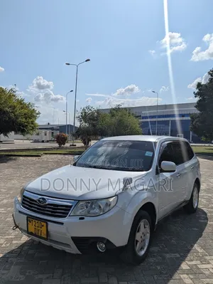 Subaru Forester 2010 White