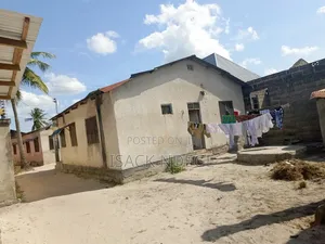 6bdrm House in Ukonga for sale