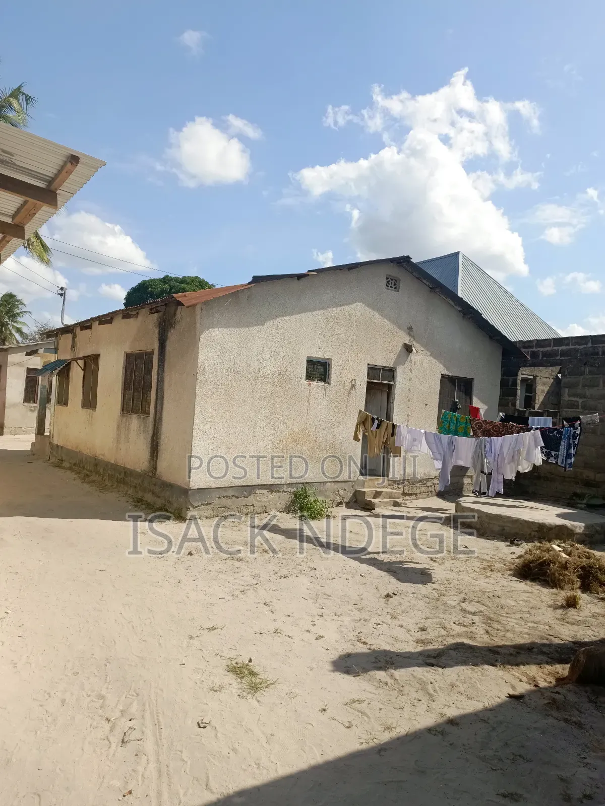 6bdrm House in Ukonga for sale