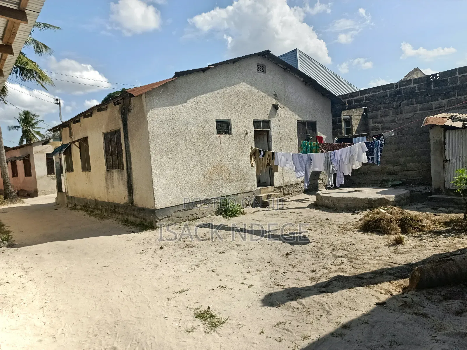6bdrm House in Ukonga for sale