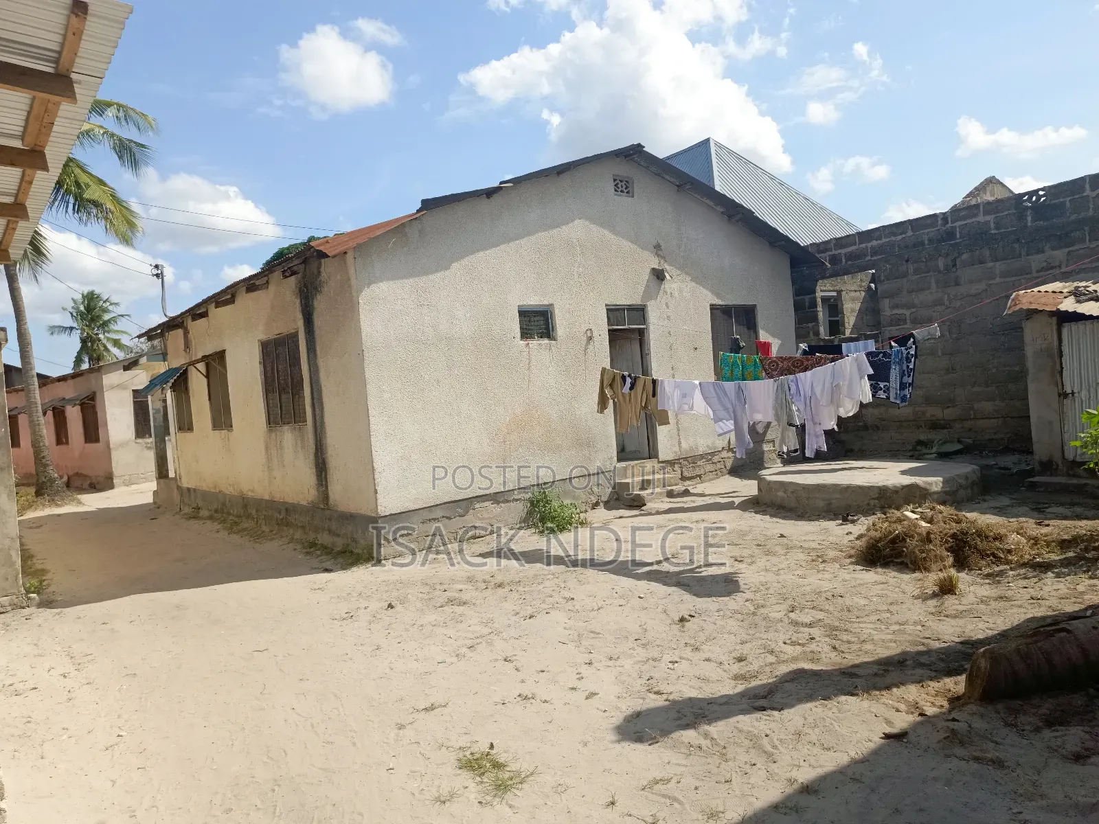 6bdrm House in Ukonga for sale