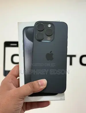 New Apple iPhone 15 Pro 256 GB Black