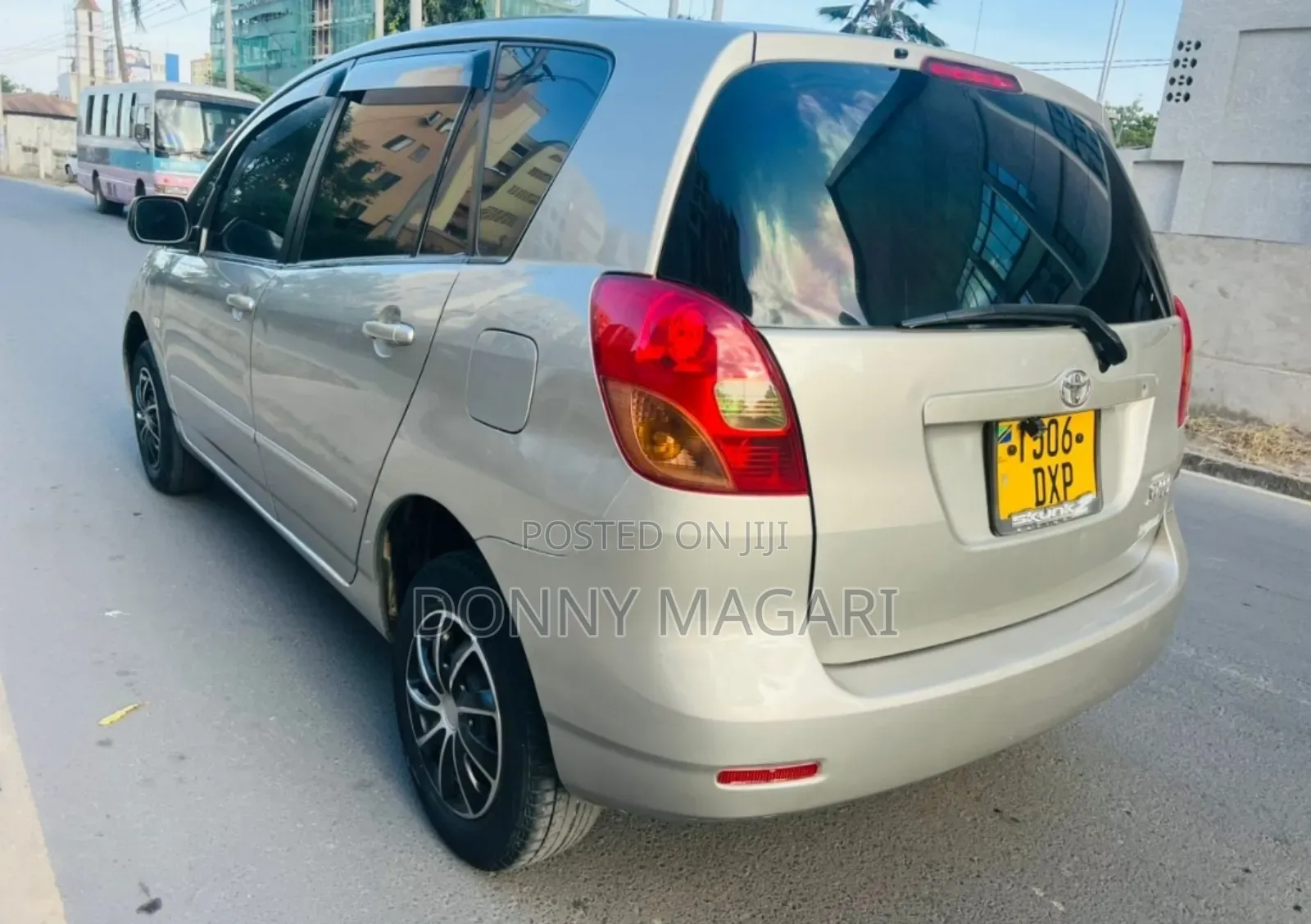 Toyota Corolla Spacio 2006 Gold