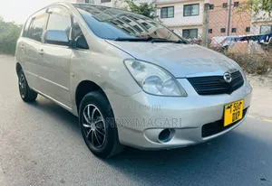 Toyota Corolla Spacio 2006 Gold
