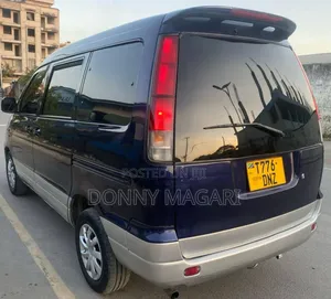 Toyota Noah 2001 Blue