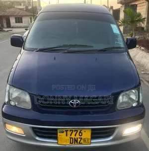 Toyota Noah 2001 Blue