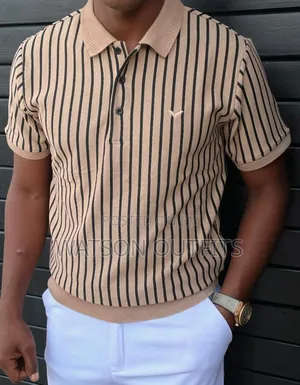 Formsix or T-Shirts Official That Haven't Round Collars