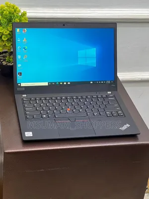 Laptop Lenovo Thinkpad P14s 4GB Intel Core I7 SSD 1T