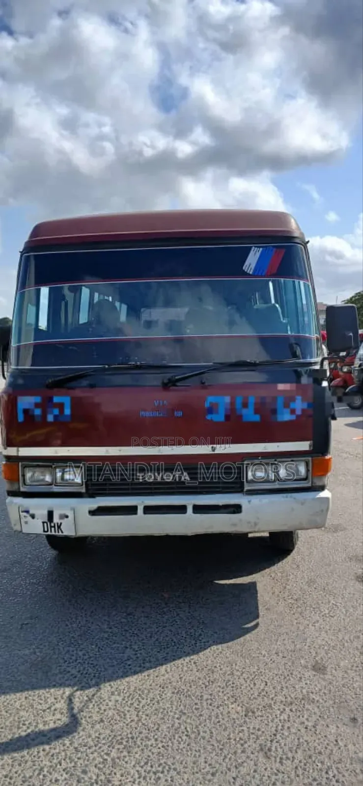 Toyota Coaster 1999 Silver