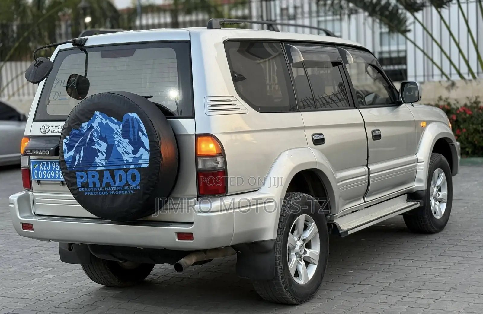 Toyota Land Cruiser Prado 2000 Silver