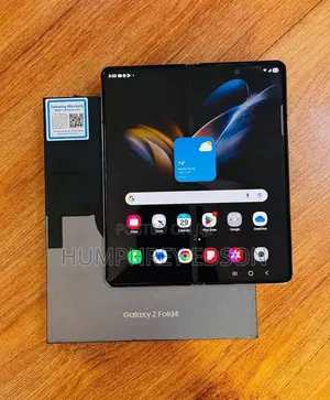 New Samsung Galaxy Z Fold4 256 GB White