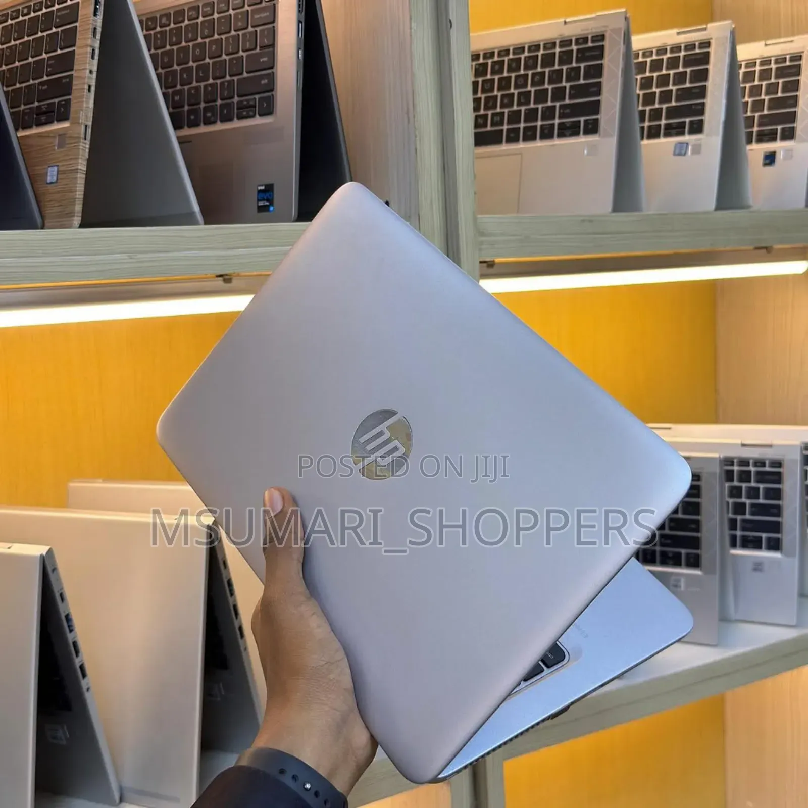 Laptop HP EliteBook 820 G3 8GB Intel Core I5 SSD 256GB