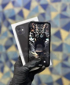 New Apple iPhone 11 64 GB Black