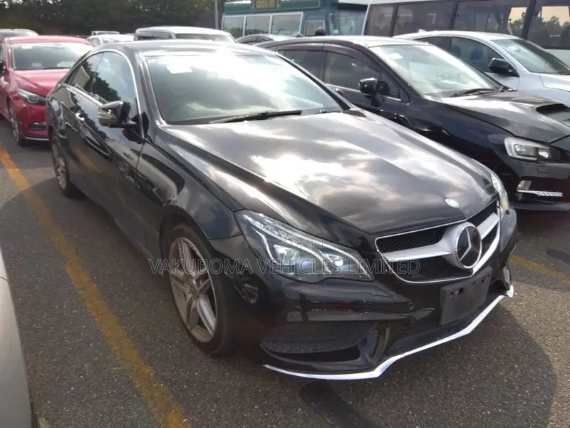 Mercedes-Benz E250 2015 Black