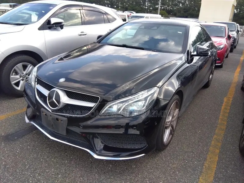 Mercedes-Benz E250 2015 Black