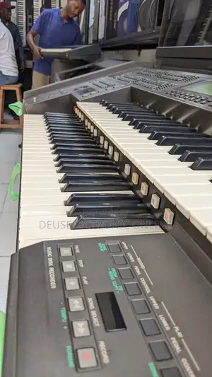 Electone _El_90 Electric Keyboard