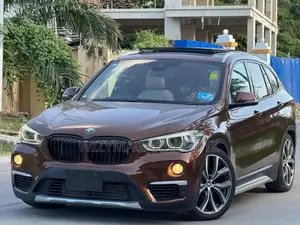 BMW X1 xDrive28i AWD 2016 Brown
